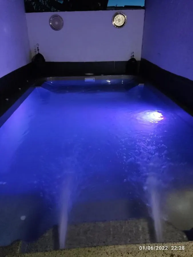 Villa Bali con jacuzzi climatizado y piscina climatizada con jacuzzi Chiclana de la Frontera