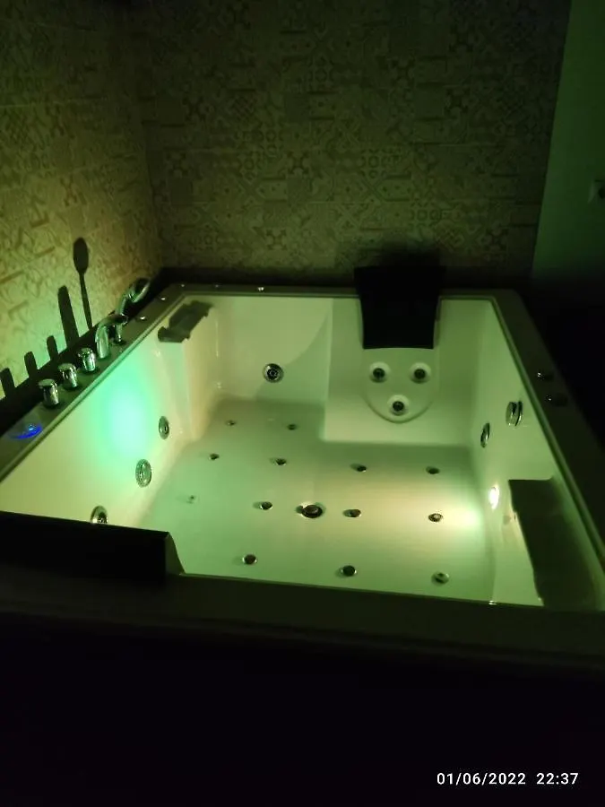 Villa Bali Con Jacuzzi Climatizado Y Piscina Climatizada Con Jacuzzi Chiclana de la Frontera Spain